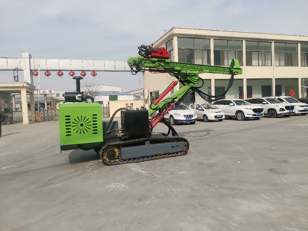 小型隧道鉆機